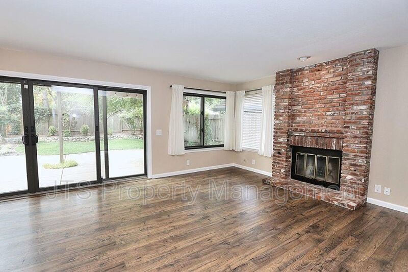 Incredible Gold River Home Steps from the American River Bike Trail! property image