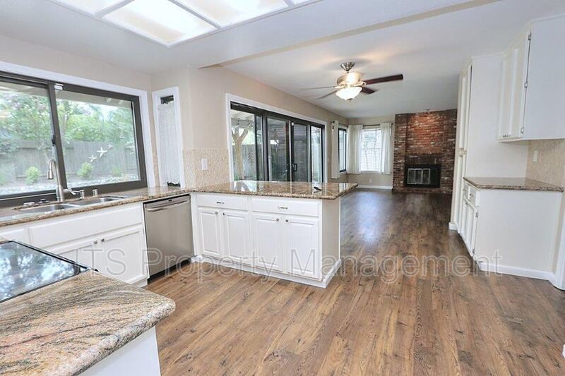Incredible Gold River Home Steps from the American River Bike Trail! property image