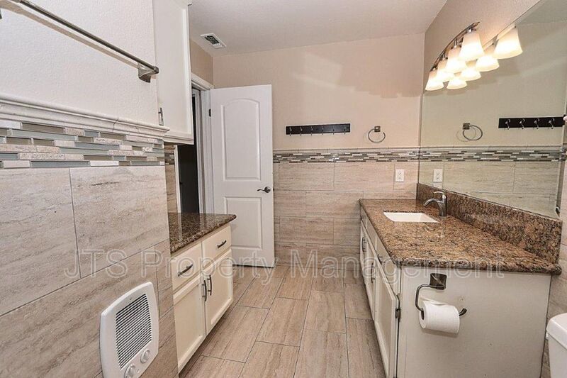 Incredible Gold River Home Steps from the American River Bike Trail! property image
