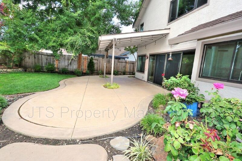 Incredible Gold River Home Steps from the American River Bike Trail! property image