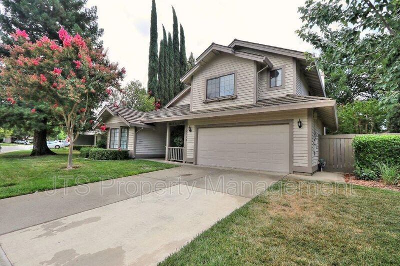 Incredible Gold River Home Steps from the American River Bike Trail! property image