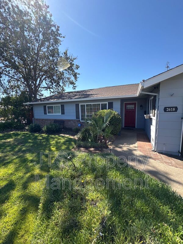 Resort-Style Retreat in Rancho Cordova for Rent property image