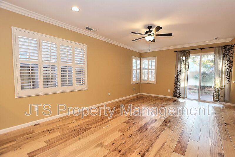 Beautiful West Sacramento Home Available Now! property image