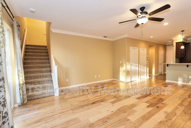 Beautiful West Sacramento Home Available Now! property image