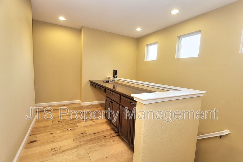 Beautiful West Sacramento Home Available Now! property image