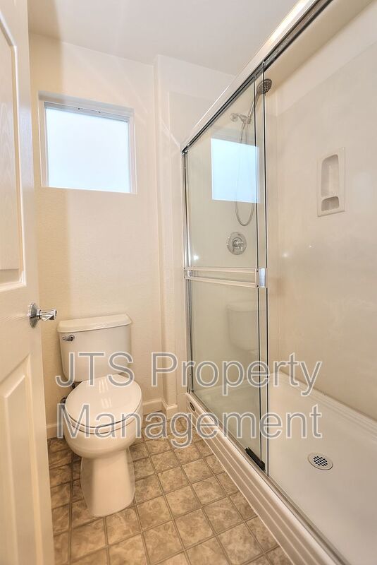 Beautiful West Sacramento Home Available Now! property image