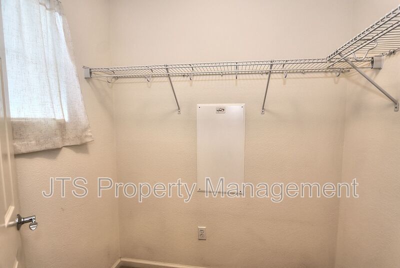Beautiful West Sacramento Home Available Now! property image