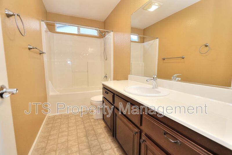Beautiful West Sacramento Home Available Now! property image