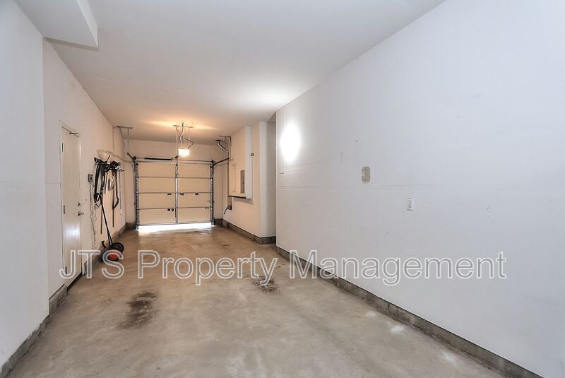 Beautiful West Sacramento Home Available Now! property image