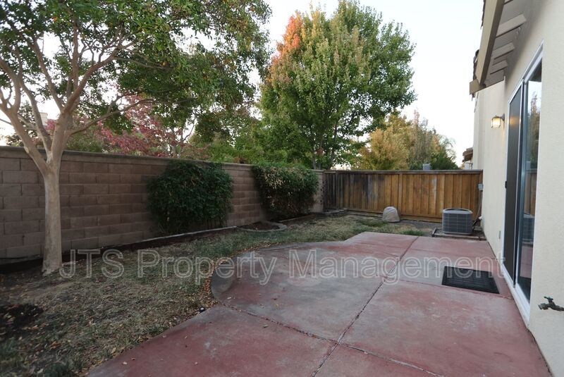 Beautiful West Sacramento Home Available Now! property image