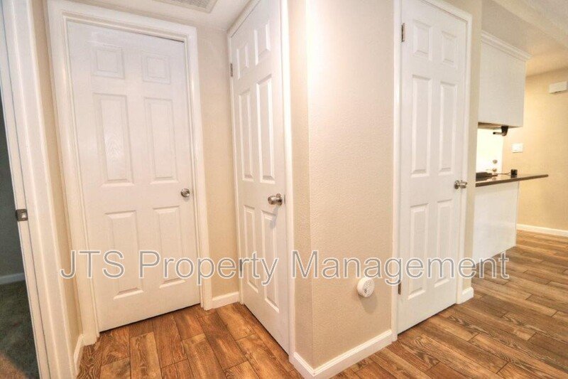 Nice Updated Fair Oaks Duplex Available Now! property image