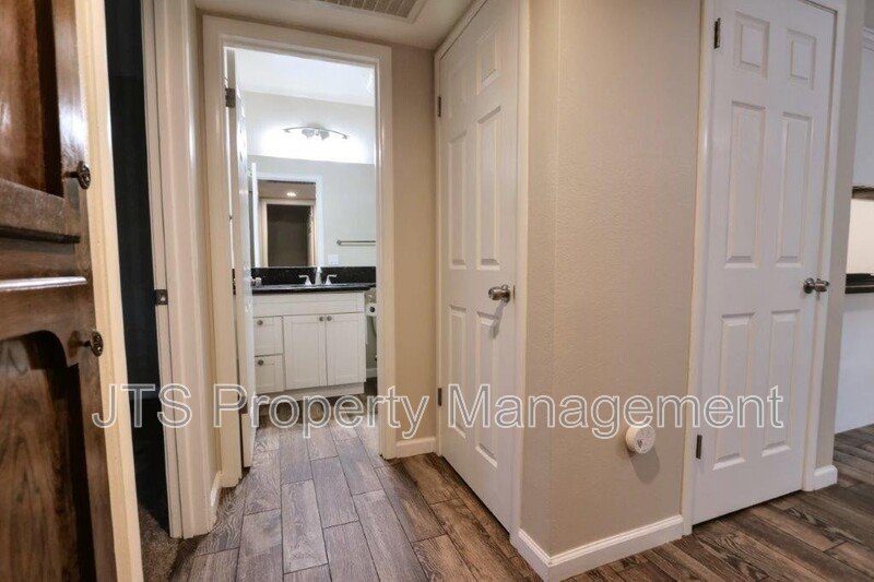 Nice Updated Fair Oaks Duplex Available Now! property image