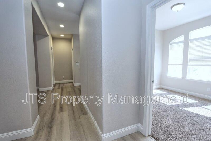 Beautifully Natomas Home in Great Community for Rent. property image