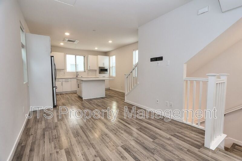 Beautiful Townhome Style Property for Rent! property image
