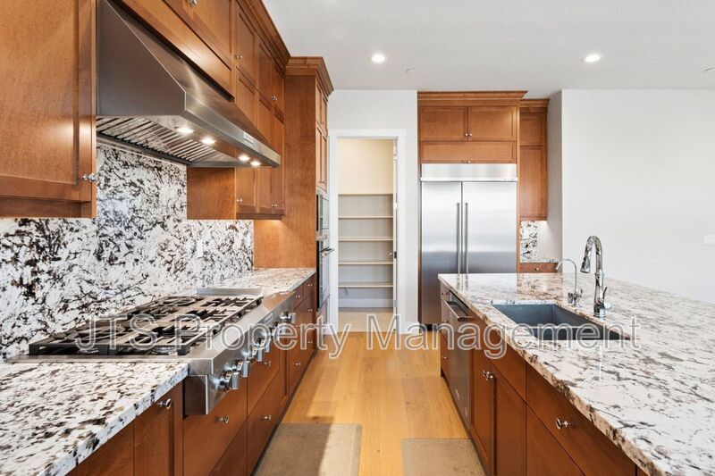 Incredible custom Folsom Home for rent! property image