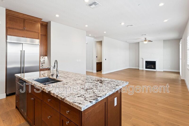Incredible custom Folsom Home for rent! property image