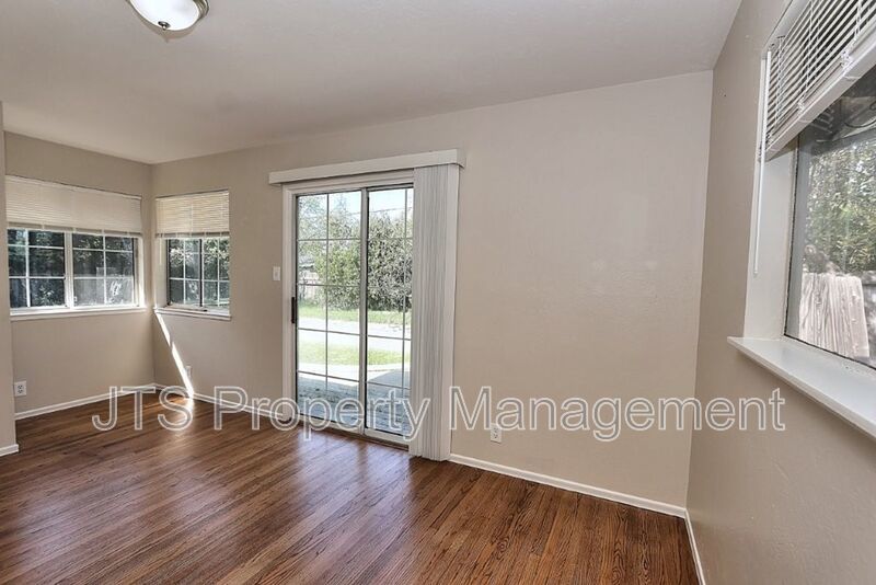 Beautiful Ranch Style 1 Level S. Land Park Drive Home with a Pool! property image