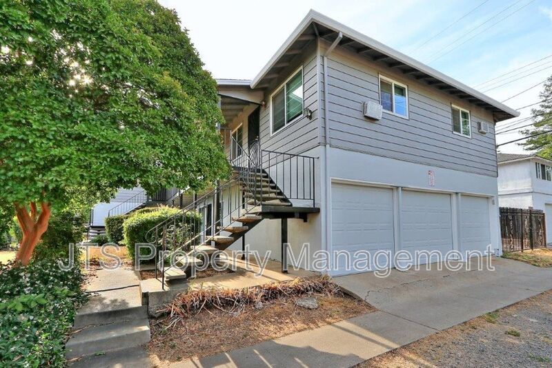 Spacious 2 Bedroom Upper Level Unit Across from the UC Davis Medical Center! property image