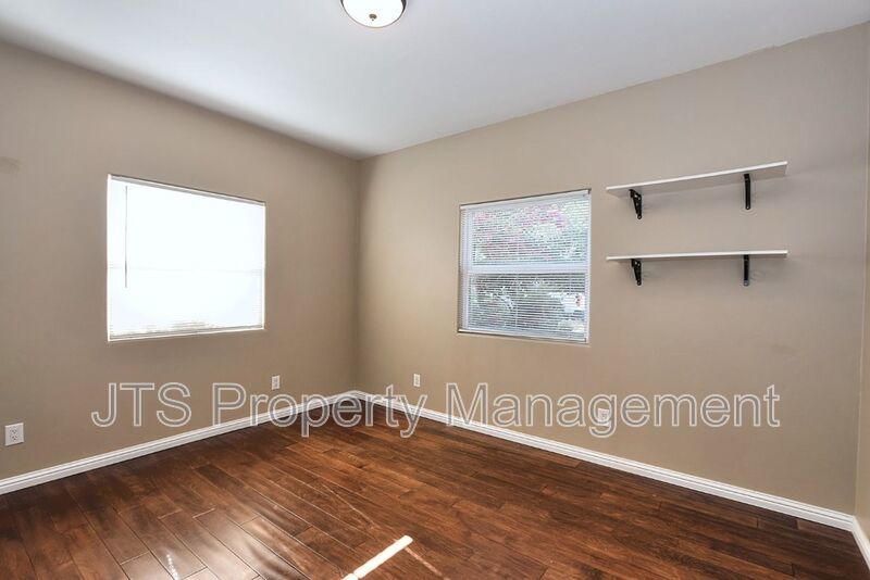 Gorgeous 3 bedroom + Den, Curtis Park Home Available! property image