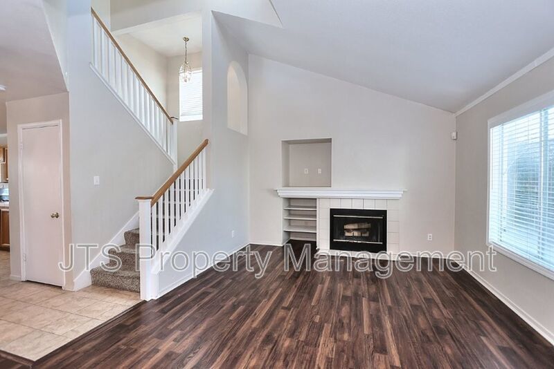 Nice Elk Grove Home in Prime Location! property image