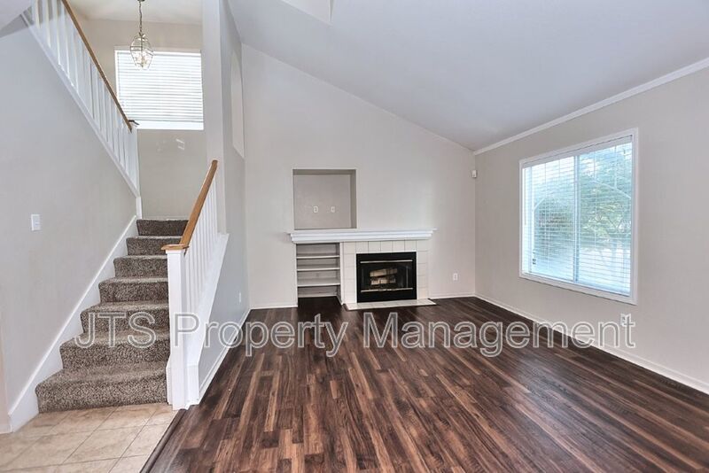 Nice Elk Grove Home in Prime Location! property image