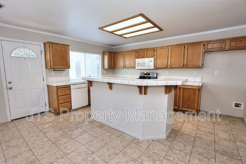 Nice Elk Grove Home in Prime Location! property image