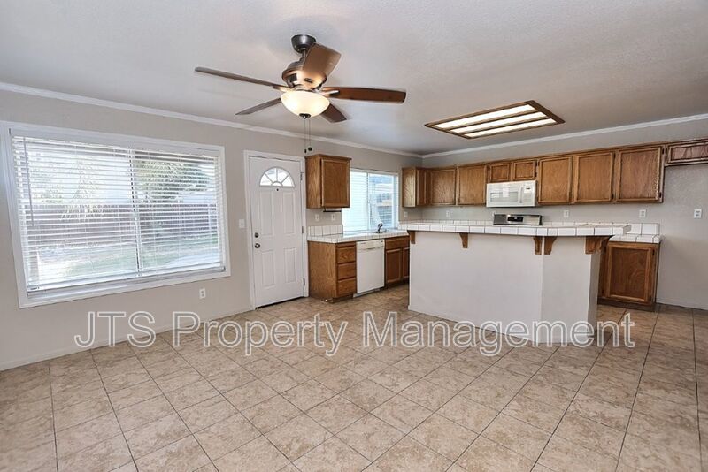 Nice Elk Grove Home in Prime Location! property image