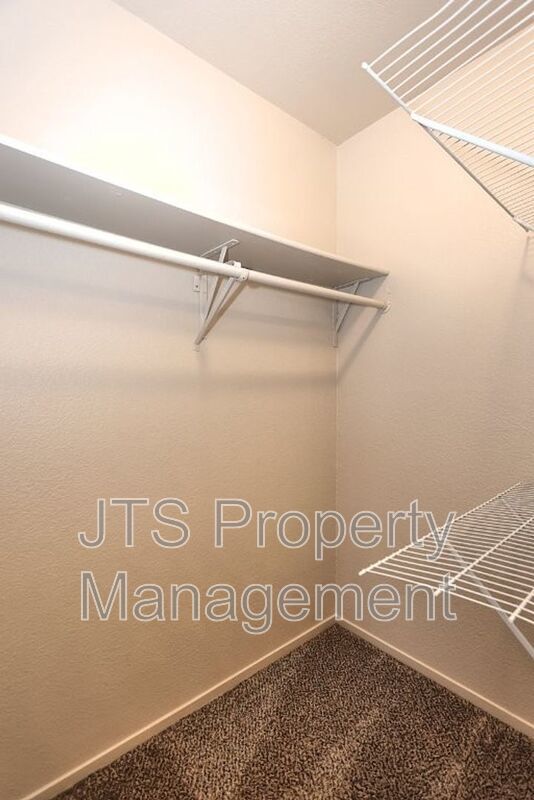Nice Elk Grove Home in Prime Location! property image