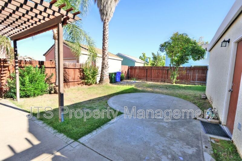 Nice Elk Grove Home in Prime Location! property image